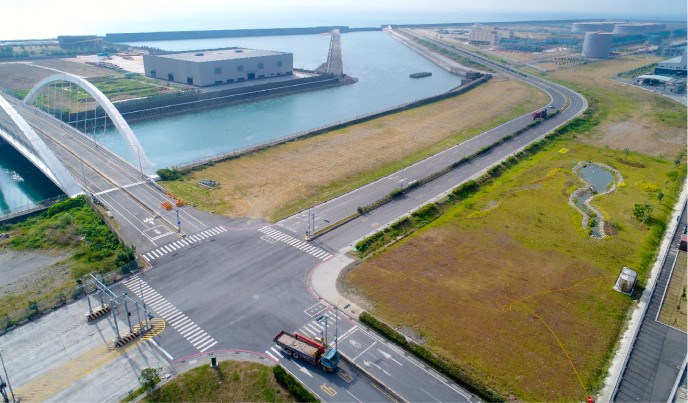 高雄港第七貨櫃中心計畫─S1~S3櫃場設